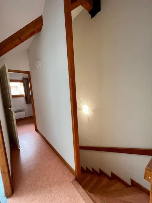 Chalet Vars 8 A 10 Personnes, Proche Des Pistes Exterior photo