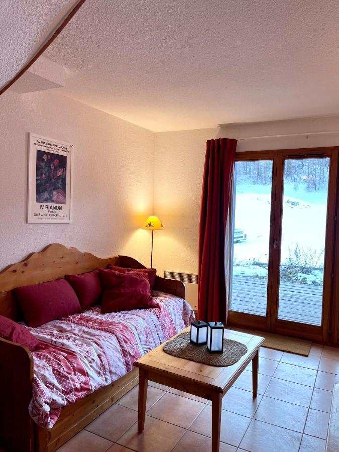 Chalet Vars 8 A 10 Personnes, Proche Des Pistes Exterior photo